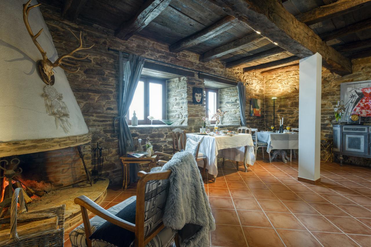 A Pontenova Complejo Rural Lar De Viesゲストハウス エクステリア 写真